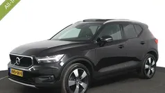Zwart Gebruikt 2018 Volvo XC40 Momentum SUV | € 99.999 (Eerlijke prijs)