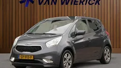 Grijs (metallic) Gebruikt 2015 Kia Venga Hatchback | € 9.445 (Eerlijke prijs)