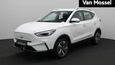 Wit Gebruikt 2023 MG ZS Comfort Sedan | € 19.900 (Super prijs)