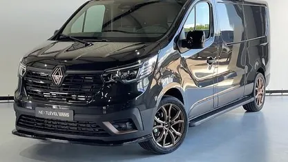 Occasion 2023 Renault Trafic Black Edition MPV | € 33.950 (Goede deal)