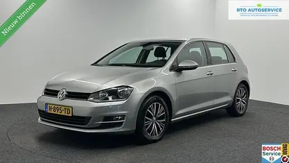 Grijs Occasion 2017 VW Golf VII Highline Hatchback | € 13.000 (Super prijs)