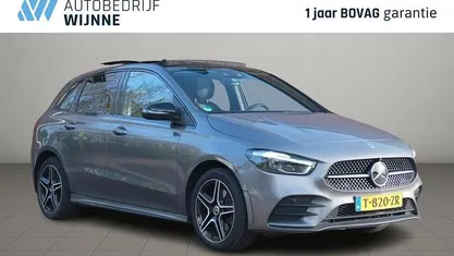 Grijs Occasion 2023 Mercedes B250e AMG line MPV | € 35.950 (Eerlijke prijs)