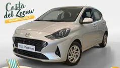 Grijs Gebruikt 2020 Hyundai i10 Premium Hatchback | € 12.950 (Eerlijke prijs)
