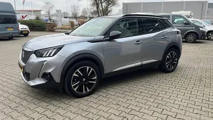 Occasion Peugeot e-2008 GTi 100 kW (136 PK) 2020 Grijs SUV