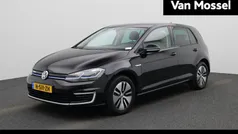 Zwart Gebruikt 2020 VW e-Golf Hatchback | € 13.900 (Eerlijke prijs)