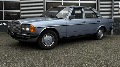 Occasion Mercedes 200 60 PK (44 kW) 1981 Sedan