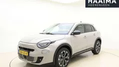 Grijs Nieuw 2025 Fiat 600E La Prima SUV | € 37.950 (Eerlijke prijs)