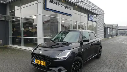 Occasion 2025 Suzuki Swift Hatchback | € 21.895 (Eerlijke prijs)