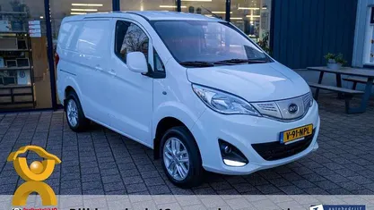 Nieuw BYD ETP3 100 kW (136 PK) 2025 Wit Van