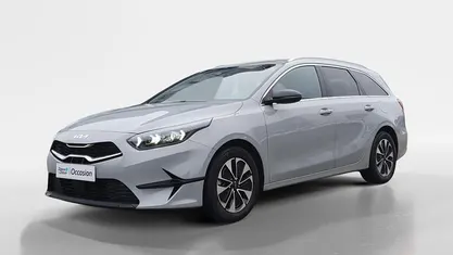 Occasion 2025 Kia Ceed Hatchback | € 29.440 (Eerlijke prijs)