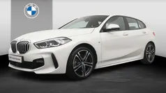 Wit Gebruikt 2022 BMW 120 Executive Hatchback | € 34.950 (Eerlijke prijs)