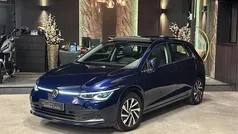 Gebruikt 2021 VW Golf VIII Style Hatchback | € 24.250 (Eerlijke prijs)