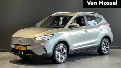 Grijs Gebruikt 2023 MG ZS Comfort Sedan | € 24.495 (Eerlijke prijs)