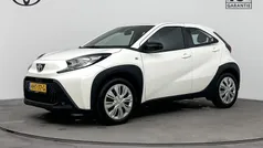 Wit Gebruikt 2024 Toyota Aygo Limited Hatchback | € 18.745 (Eerlijke prijs)