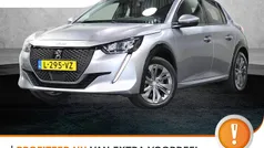 Grijs Gebruikt 2021 Peugeot e-208 Allure Hatchback | € 15.925 (Goede deal)