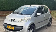 Grijs Gebruikt 2008 Peugeot 107 Hatchback | € 2.350 (Eerlijke prijs)