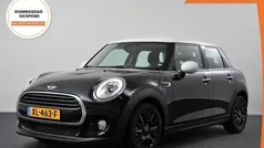 Zwart Gebruikt 2018 Mini Cooper Hatchback | € 15.890 (Goede deal)