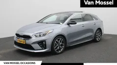 Grijs Gebruikt 2021 Kia ProCeed GT-Line Hatchback | € 21.900 (Eerlijke prijs)