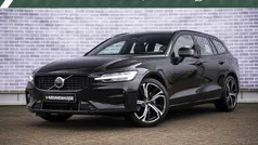 Zwart Gebruikt 2023 Volvo V60 Plus Stationwagen | € 37.899 (Eerlijke prijs)
