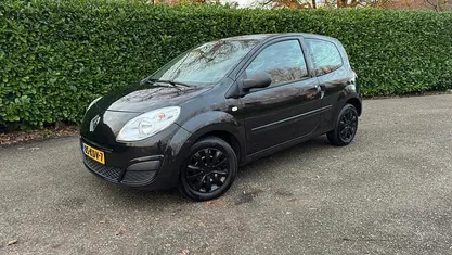 Occasion 2009 Renault Twingo Authentique Hatchback | € 1.888 (Eerlijke prijs)