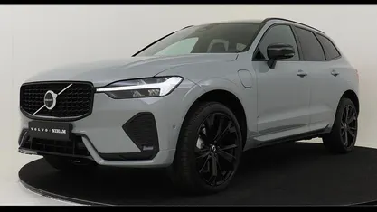 Grijs Gebruikt 2025 Volvo XC60 Plus SUV | € 58.890 (Eerlijke prijs)