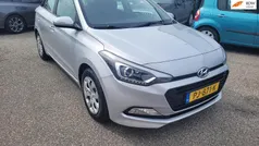 Hatchback Gebruikt 2017 Hyundai i20 Comfort Hatchback | € 9.750 (Eerlijke prijs)