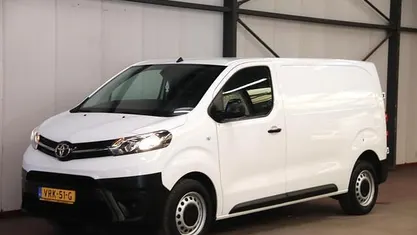 Gebruikt 2022 Toyota Proace MPV | € 17.900 (Super prijs)