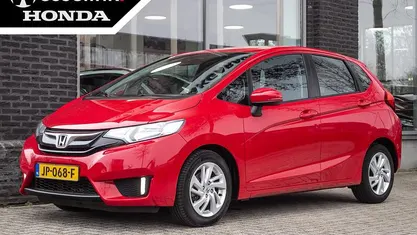 Occasion Honda Jazz Comfort 102 PK (75 kW) 2016 Rood Hatchback