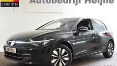 Gebruikt 2024 VW Golf VIII Life Hatchback | € 27.745 (Goede deal)