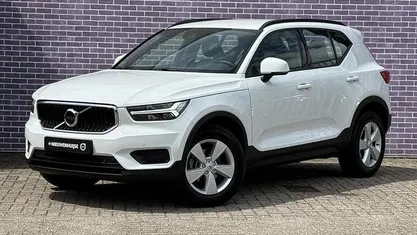 Gebruikt 2020 Volvo XC40 Momentum SUV | € 23.899 (Goede deal)
