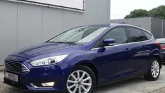 Blauw, metallic lak Occasion 2015 Ford Focus Titanium Hatchback | € 12.940 (Eerlijke prijs)