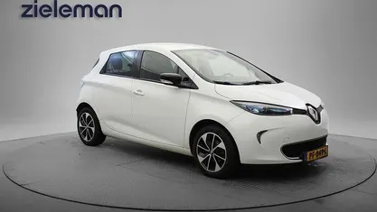 Occasion 2017 Renault Zoe Intens Hatchback | € 5.345 (Goede deal)
