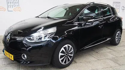 Zwart Occasion 2014 Renault Clio IV Expression Hatchback | € 7.745 (Eerlijke prijs)