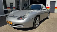 Grijs Gebruikt 2001 Porsche 911 Carrera 4 Coupé | € 42.495 (Eerlijke prijs)