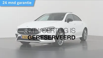 Occasion Mercedes CLA250e AMG line 2024 Wit Sedan