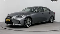 Grijs Gebruikt 2018 Lexus IS300h Luxury Line Sedan | € 29.950 (Iets duurder)
