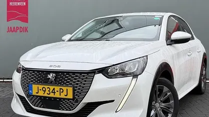 Occasion 2020 Peugeot e-208 Allure Hatchback | € 12.899 (Eerlijke prijs)