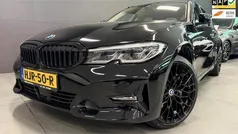 Zwart Gebruikt 2021 BMW 330 Executive Stationwagen | € 31.950 (Goede deal)