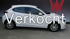 Wit Gebruikt 2021 Mazda 2 Comfort Hatchback | € 14.490 (Eerlijke prijs)