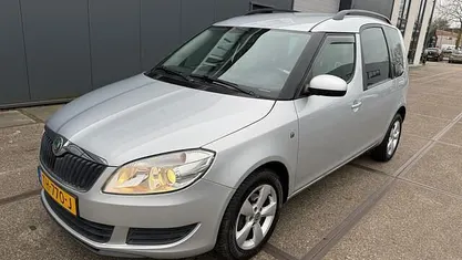 Gebruikt 2015 Skoda Roomster Elegance MPV | € 5.450 (Goede deal)