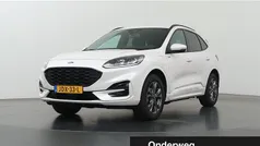 Wit Gebruikt 2022 Ford Kuga ST-Line SUV | € 29.330 (Eerlijke prijs)