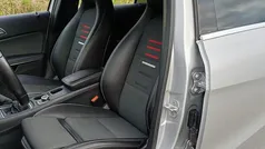 Grijs Gebruikt 2016 Mercedes A180 Ambition Hatchback | € 14.750 (Eerlijke prijs)