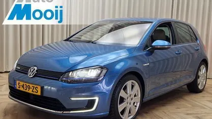 Occasion VW e-Golf 85 kW (116 PK) 2016 Blauw Hatchback