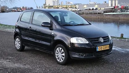 Zwart Occasion 2008 VW Fox Trendline Hatchback | € 1.525 (Eerlijke prijs)