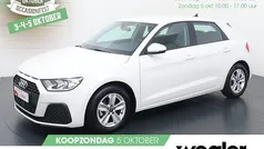 Wit Gebruikt 2023 Audi A1 Sportback Proline Hatchback | € 22.840 (Eerlijke prijs)
