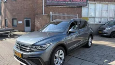 Grijs Gebruikt 2022 VW Tiguan Allspace R-line SUV | € 27.950 (Super prijs)