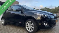 Zwart Gebruikt 2012 Mazda 2 Hatchback | € 5.750 (Eerlijke prijs)
