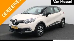 Gebruikt 2018 Renault Captur Zen SUV | € 10.400 (Eerlijke prijs)