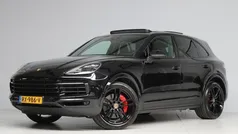 Zwart Gebruikt 2018 Porsche Cayenne SUV | € 56.945 (Goede deal)