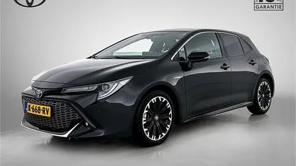 Zwart Occasion 2021 Toyota Corolla Sport Hatchback | € 23.445 (Eerlijke prijs)